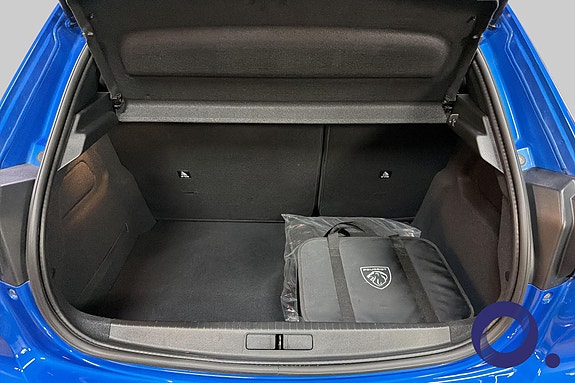 Peugeot e-208 5 of 26