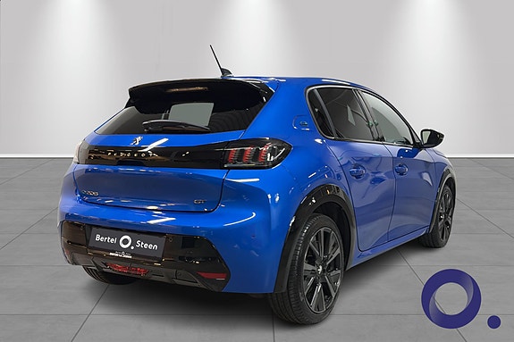 Peugeot e-208 6 of 26