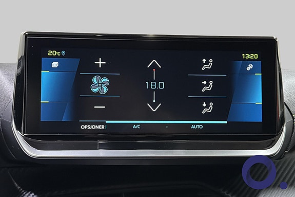 Peugeot e-208 24 of 26