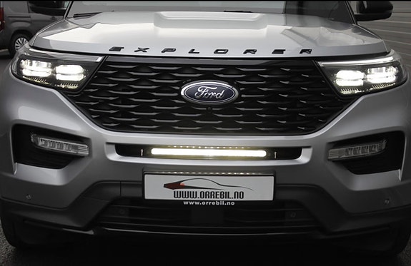 Ford Explorer 2 of 20