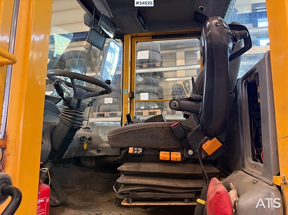Volvo L110E Hjullaster. SE VIDEO 26 of 30