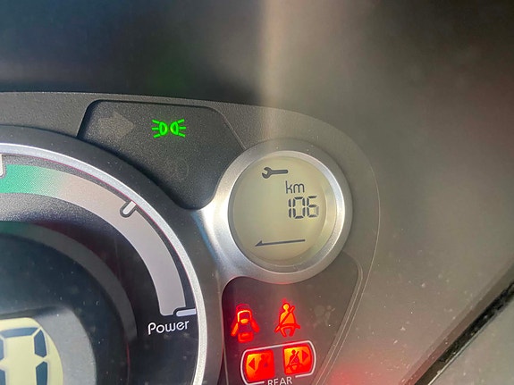 Citroen C-Zero 6 of 8