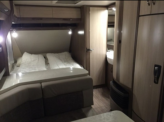 Hobby 560 KMFE De luxe 3 køysenger 9 of 9