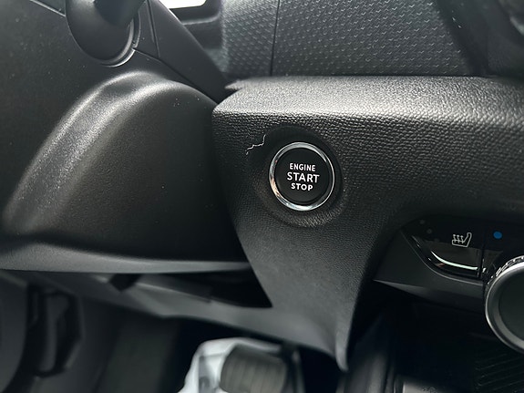 Citroen E-C4 25 of 30