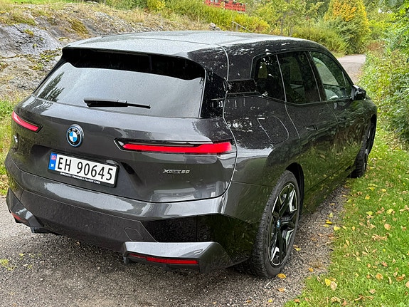 BMW iX 6 of 23