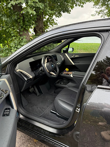 BMW iX 3 of 23