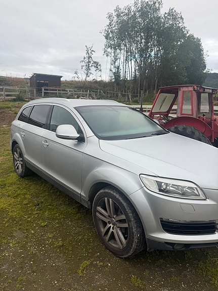 Audi Q7 3 of 6