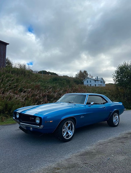 Chevrolet Camaro 8 of 15