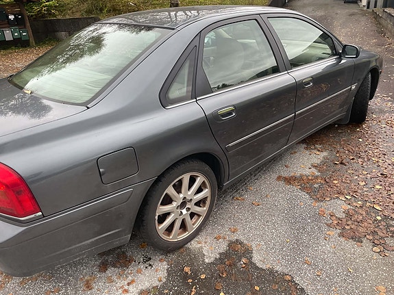 Volvo S80 7 of 9