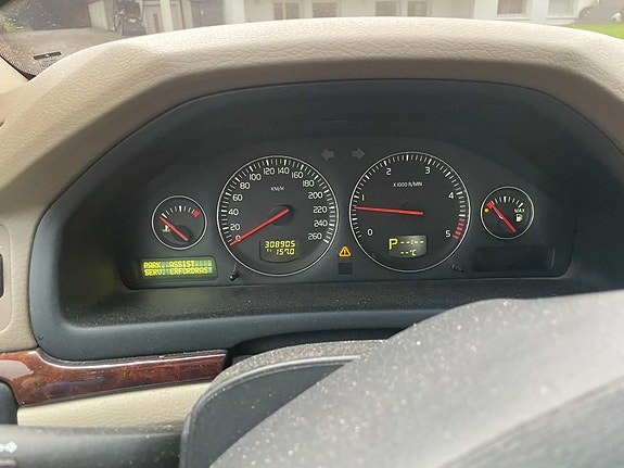 Volvo S80 6 of 9
