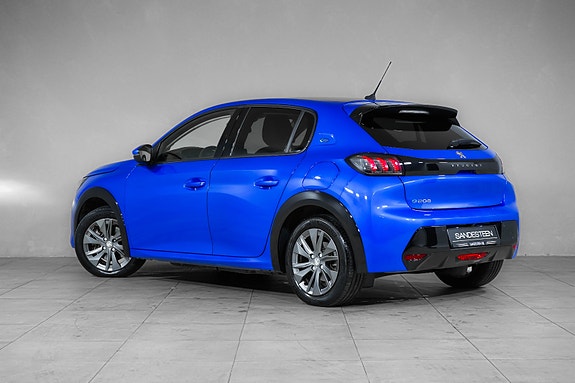 Peugeot e-208 5 of 18