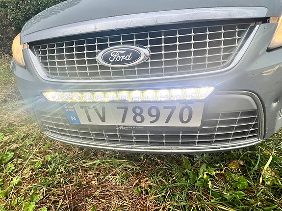 Ford Mondeo 16 of 30