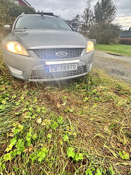 Ford Mondeo 17 of 30