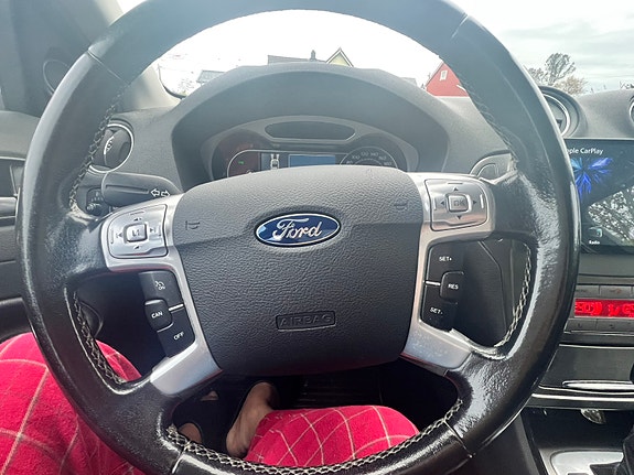 Ford Mondeo 21 of 30