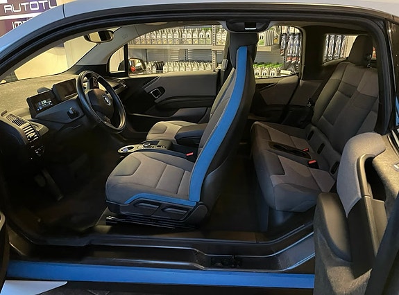 BMW i3 9 of 9