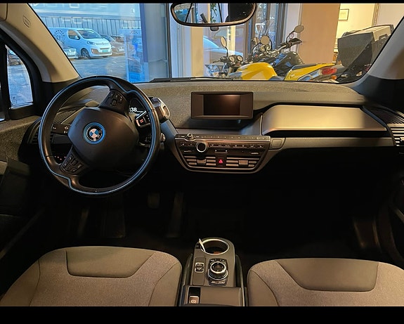 BMW i3 8 of 9