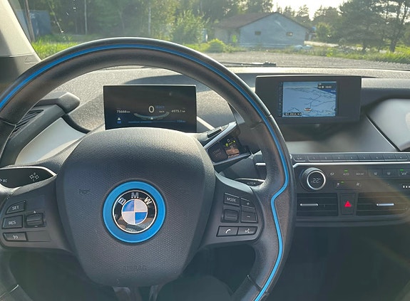 BMW i3 7 of 9