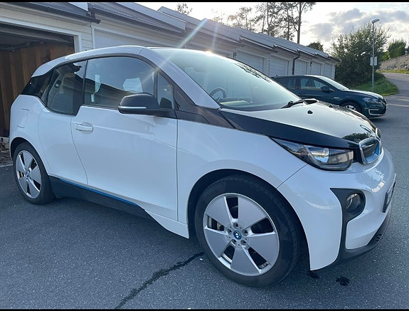 BMW i3 3 of 9