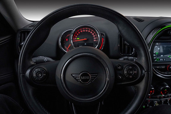 MINI Countryman Cooper SE 10 of 24