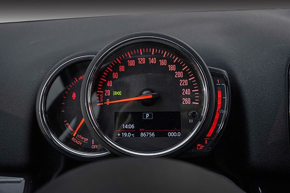 MINI Countryman Cooper SE 9 of 24