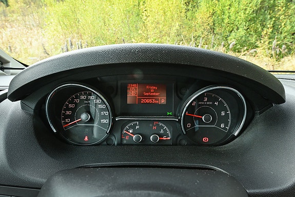 Dethleffs Just T7052 DBM - LAV KILOMETER 9 of 30