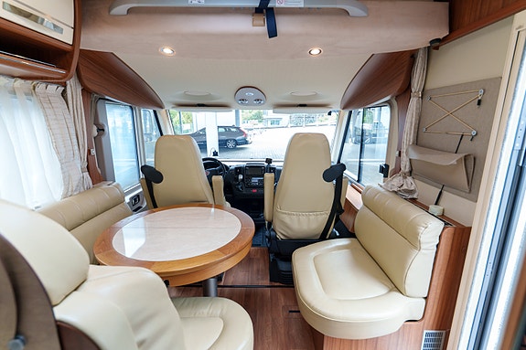 Hymer B 678 | 3.L | Alde | solcelle & 2xbatteri | skinn | 22 of 30