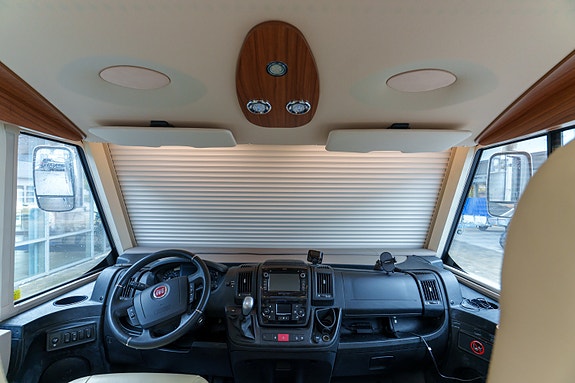 Hymer B 678 | 3.L | Alde | solcelle & 2xbatteri | skinn | 27 of 30