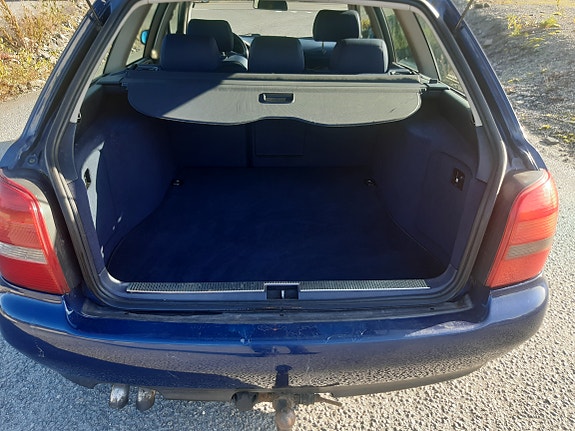 Audi A4 5 of 13