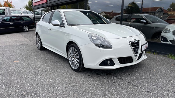 Alfa Romeo Giulietta 4 of 22