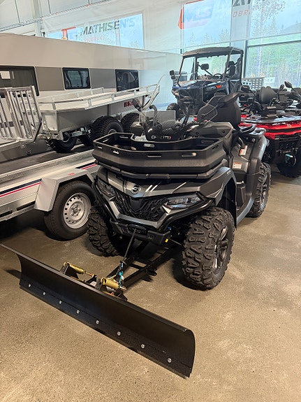 CFMOTO 625 TOURING Med brøyteskjær 7 of 8