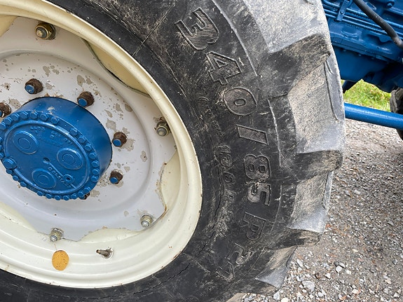 Ford 6700 9 of 12