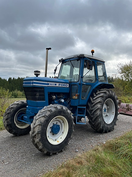 Ford 6700 3 of 12