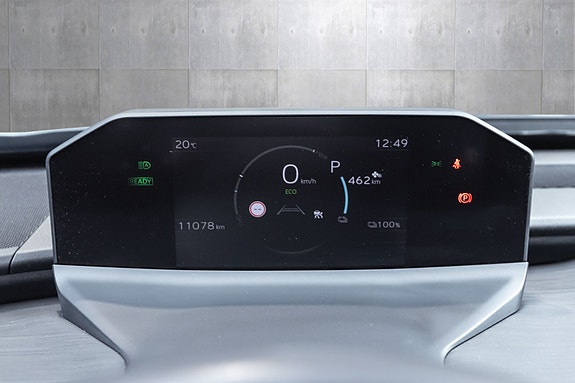 Toyota C-HR 13 of 29