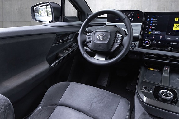 Toyota C-HR 24 of 29