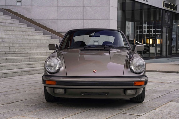 Porsche 911 7 of 30