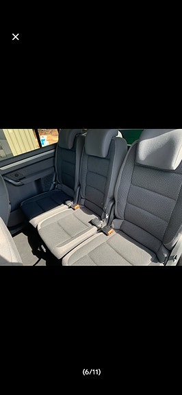 Volkswagen Touran 2 of 7