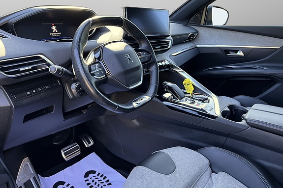 Peugeot 3008 6 of 15