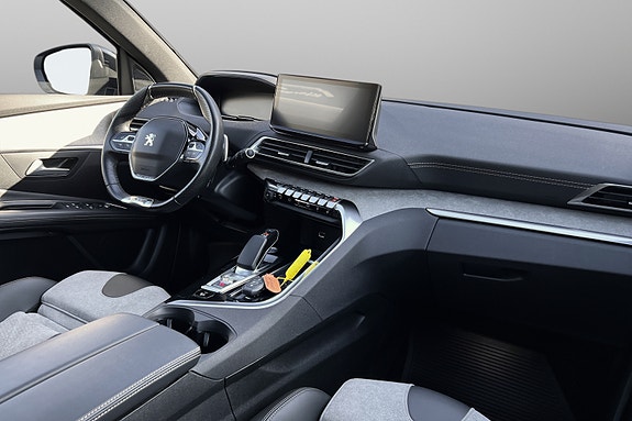 Peugeot 3008 12 of 15