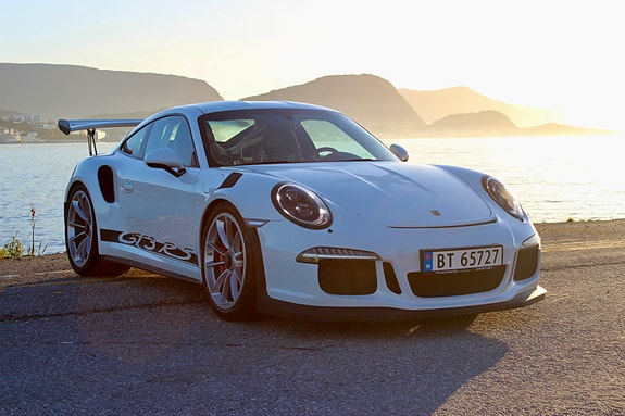 Porsche 911 19 of 30