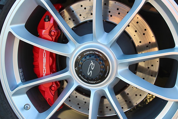 Porsche 911 18 of 30