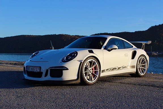 Porsche 911 17 of 30