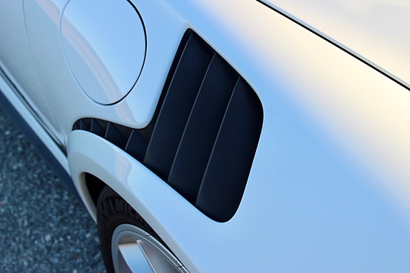 Porsche 911 9 of 30