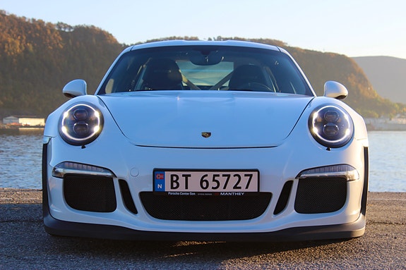 Porsche 911 20 of 30