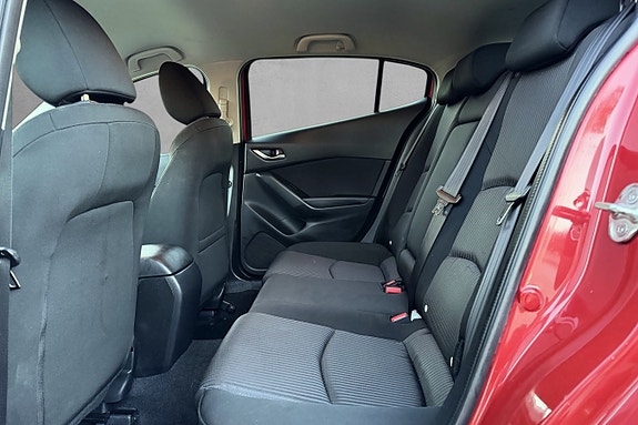 Mazda 3 15 of 28
