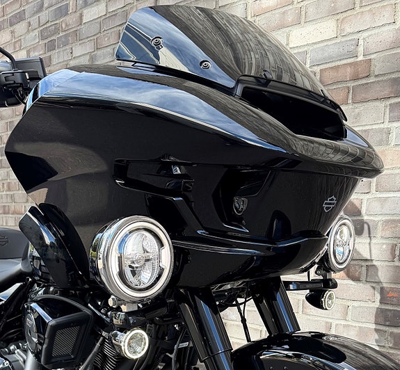 Harley-Davidson Road Glide 3 17 of 17