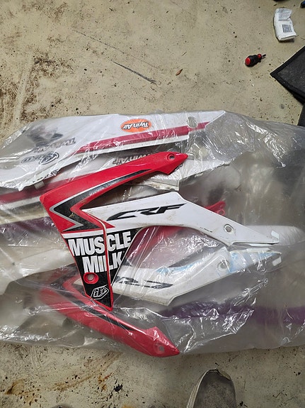 Honda CRF 450 R 12 of 15