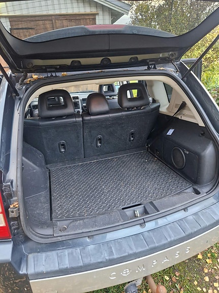 Jeep Compass 9 of 14