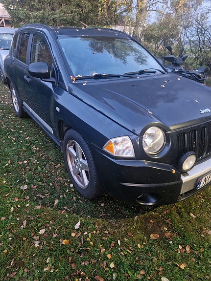 Jeep Compass 3 of 14