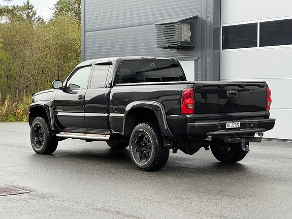 Chevrolet Silverado 2500 6 of 22