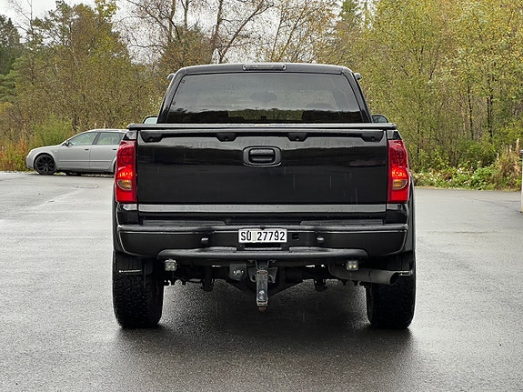 Chevrolet Silverado 2500 5 of 22